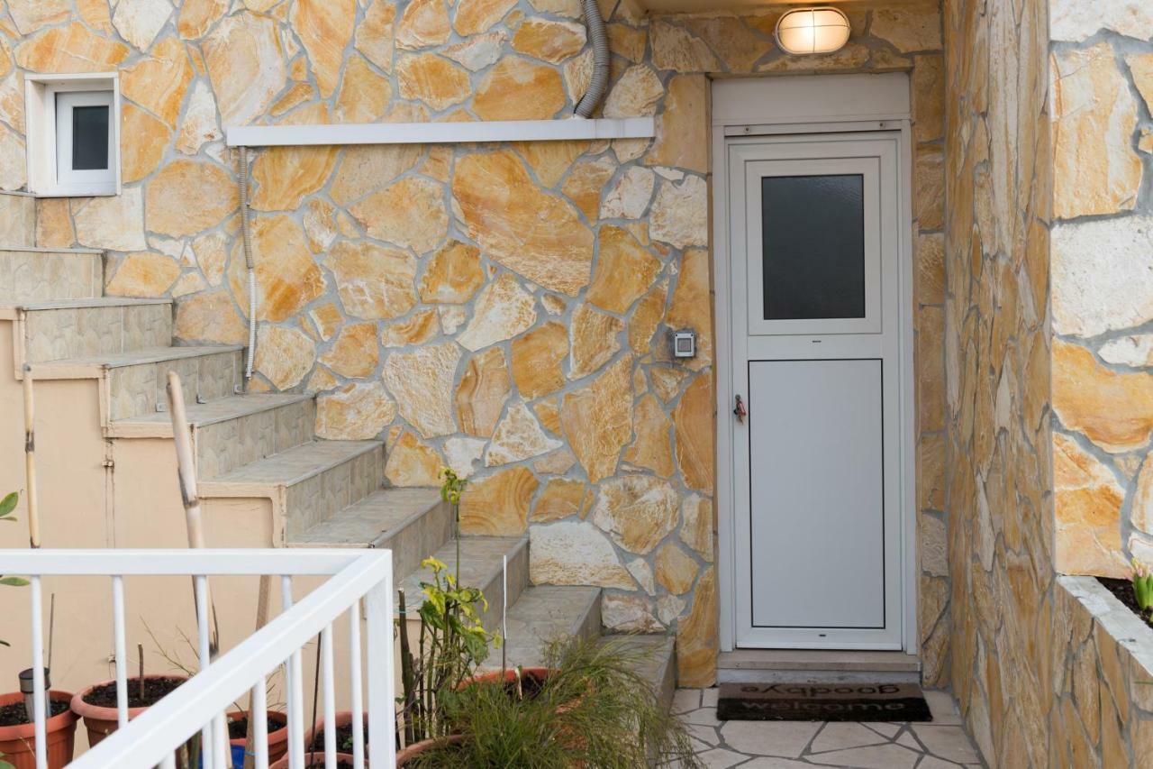 Apartment A&m